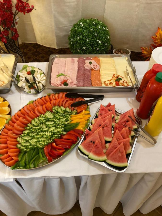 Hotel Konopiste Nova Myslivna Benesov  Exteriör bild